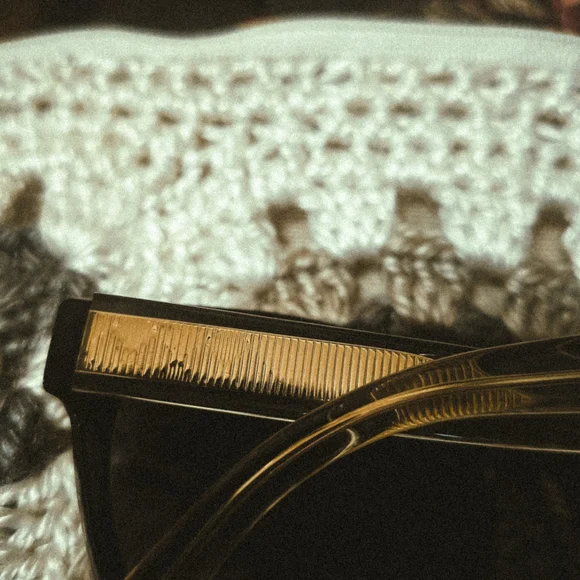 Burberry Classic Black Sunglasses - Picture 12 of 12